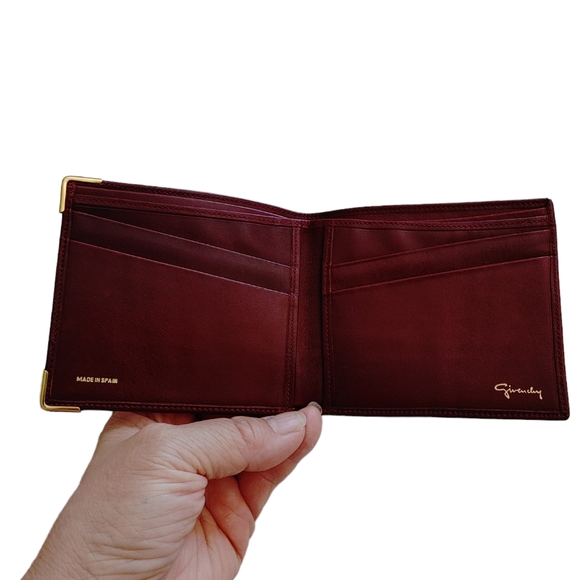 Vintage Givenchy Bordeaux Smooth Leather Bi-Fold Wallet - Picture 4 of 16